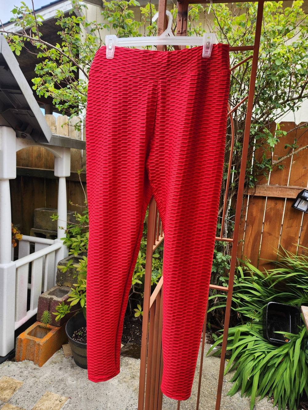 Textured Red Stretch Leggings